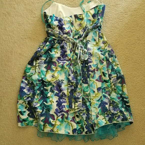 Ruby Rox Size Jr S Floral Dress - Picture 2 of 5